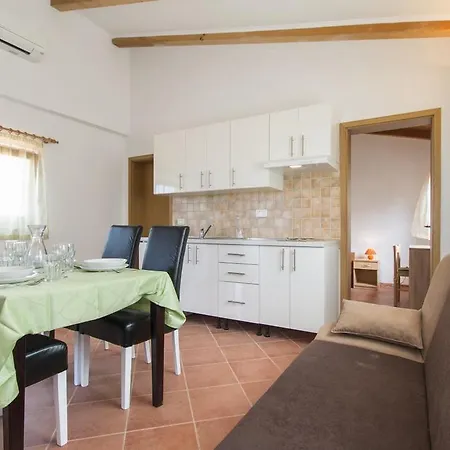 Dom wakacyjny House Balen 974 *